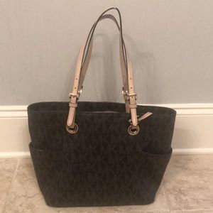 Micheal Kors bag, very good condition